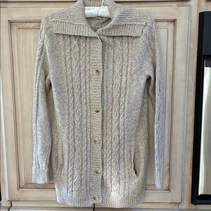 L.L. Bean Light Tan Cable Knit Cardigan Sz M
